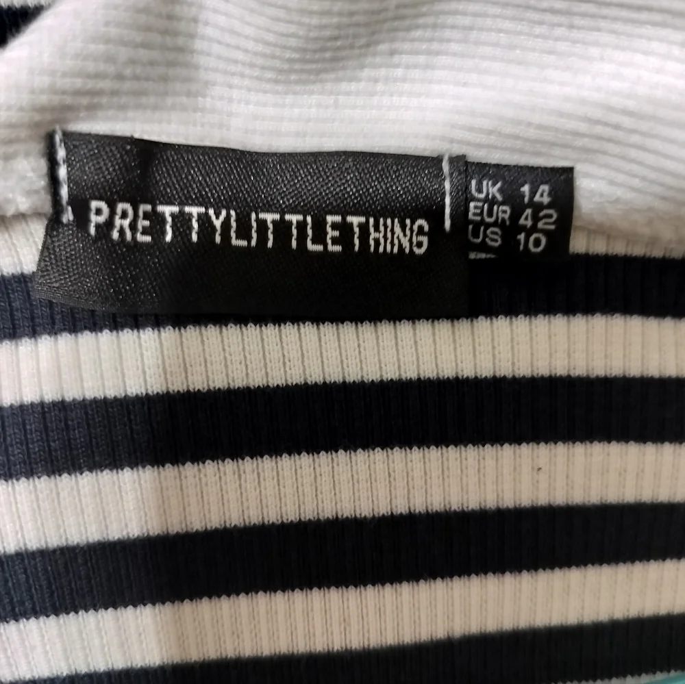 2960)Pretty Little Thing Thick Rib Striped Button Through Long Sleeve Dress 10 - Picture 10 of 11